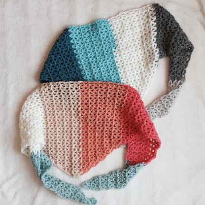 Trellis Triangle Scarf