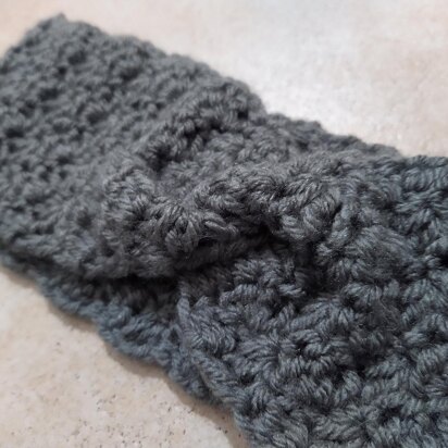 Crochet Pattern - Erina Twist Ear Warmer