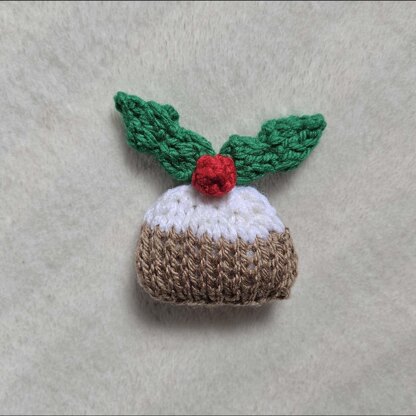 Little Knitted Christmas Pudding