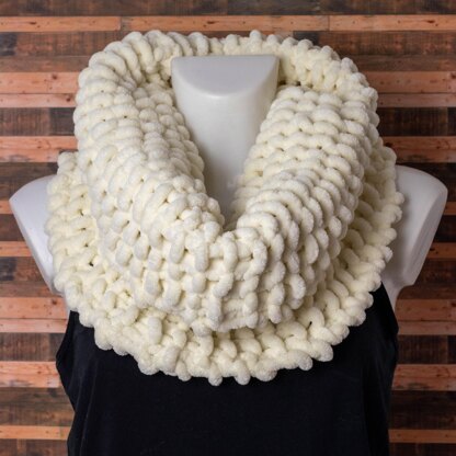 Squishy Super Chunky Cowl