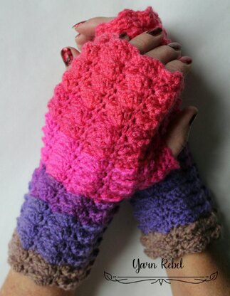 Dragon Scale Fingerless Gloves