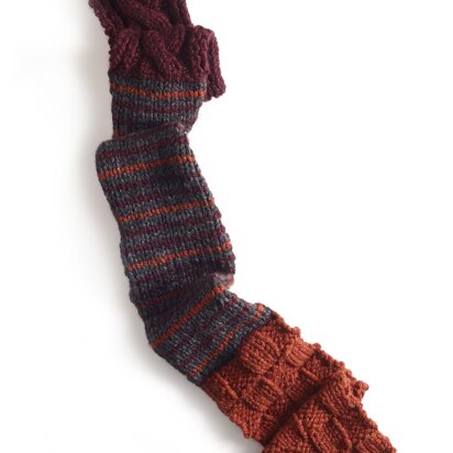 Seasons Of Change Scarf in Lion Brand Wool-Ease Thick & Quick - 90051AD