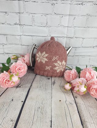 Snow flake tea cosy