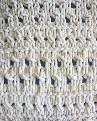 Wicker-Look Eyelet Blanket