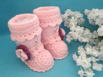 Knitting PATTERN Baby Shoes and Cap Baby Set with Crochet Edging