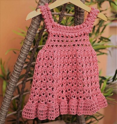 Florie Dress Crochet pattern by Mon Petit Violon | LoveCrafts