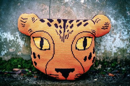 Vervaco Cheetah Cushion Cross Stitch Kit