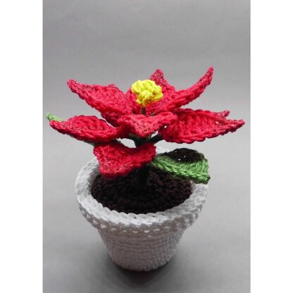 Small poinsettia in a pot - easy from scraps of yarn