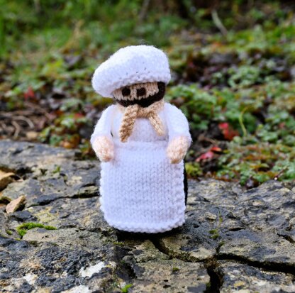 Victorian Baker Doll Knitting Pattern - Toy Knitting Pattern
