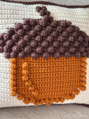Bobble Stitch Acorn Pillow