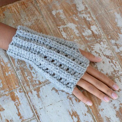 Knit look fingerless mittens (woman & man)