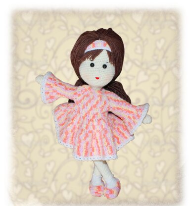 Caroline Amigurimi Doll