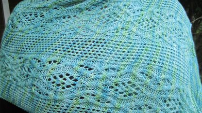 Bellinna Cable Lace Shawl