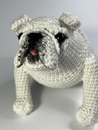 Lifelike English Bulldog