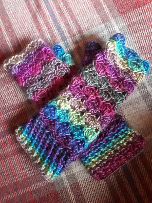 Rainbow Ripple Fingerless Gloves