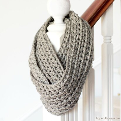 Basic Chunky Infinity Scarf