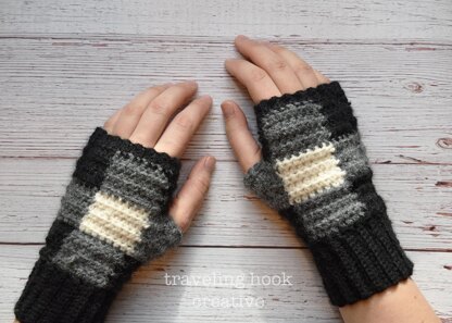 Mod Buffalo Plaid Fingerless Gloves