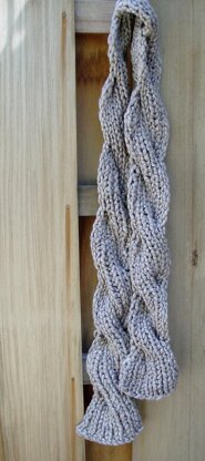 Twist Scarf