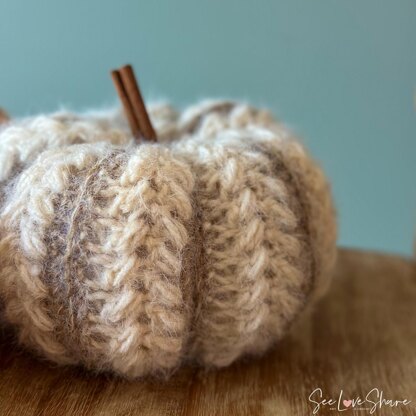 Rustic Pumpkin 3 Sizes