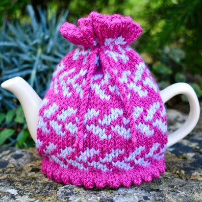 Boysenberry Fair Isle 2 Cup Teapot Cosy Knitting Pattern