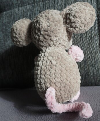 Crochet Pattern for the Mouse Mausi!