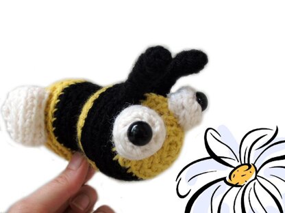 Amigurumi Burnie the Bee