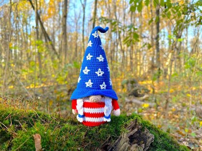 Patriotic gnome USA (girl)