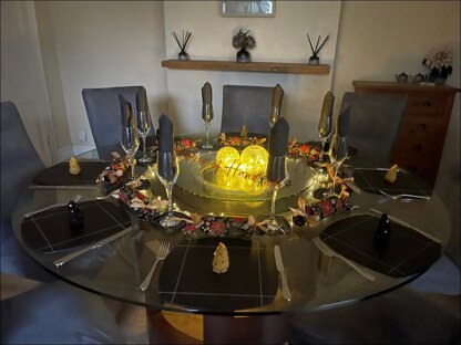 Christmas Tree Ferrero Rocher Cover Knitting Pattern