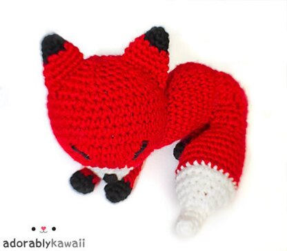 Sleepy Fox Amigurumi