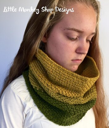 Shannon's Ombre Cowl