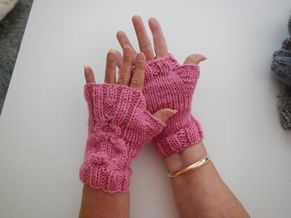 Bunny Fingerless Mittens Design 2