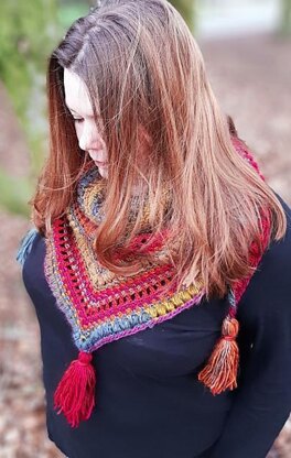 Minerva Triangle Wrap Shawl