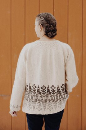 Wallflower Pullover