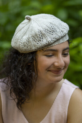 Women's Hat Gazzoner in Universal Yarn Fibra Natura Ravello - Downloadable PDF