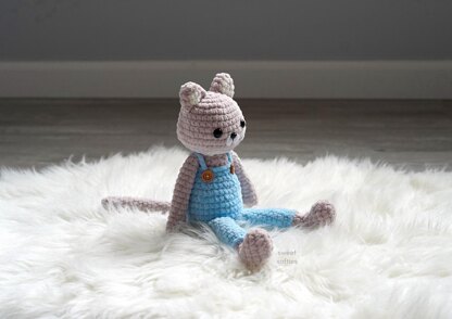 Ollie in Overalls