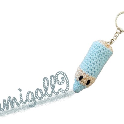 Crochet pattern for the keychain colored pencil blue