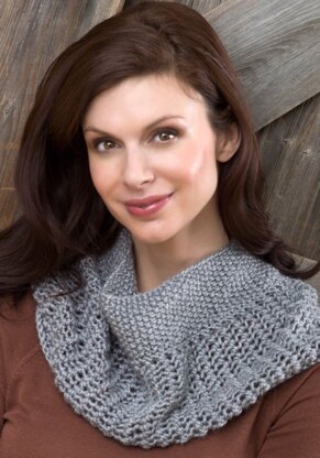 Charming Cowl in Red Heart Soft - LW2504