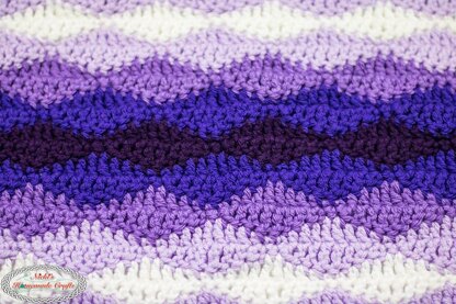 Rolling Waves Blanket