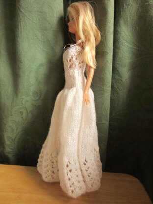 1:6th scale Ladies nightdress