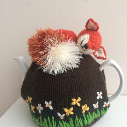 Fox tea cosy