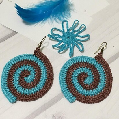 94. Bicolor spiral earrings