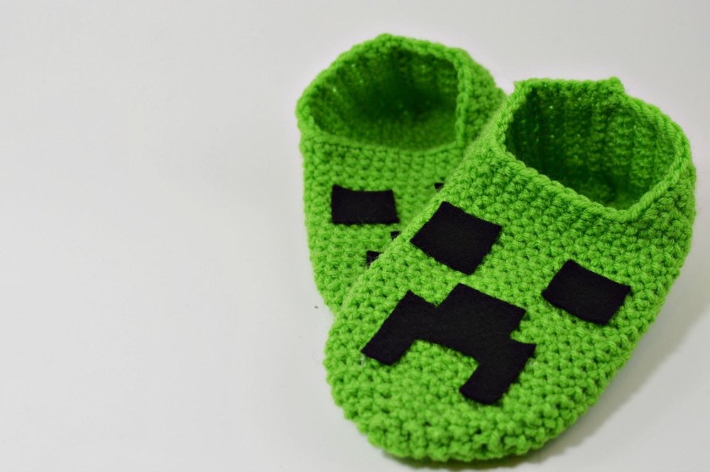 Minecraft discount creeper slippers