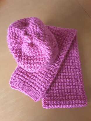Girl's Scarf and Hat