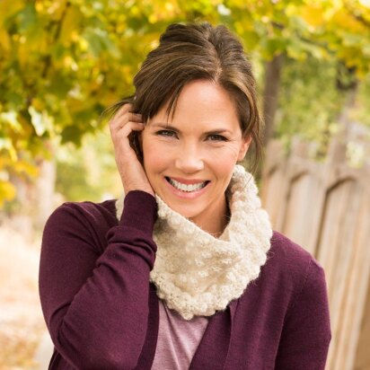 Petite Bobble Cowl