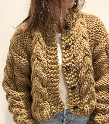 Bulky Cable Crop Cardigan