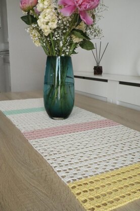 Fleur Filet Crochet Table Runner