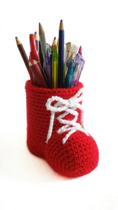 Crochet pattern for pen holder