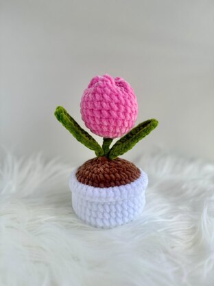 Tulip-Pot_No-Sew_Crochet Pattern.