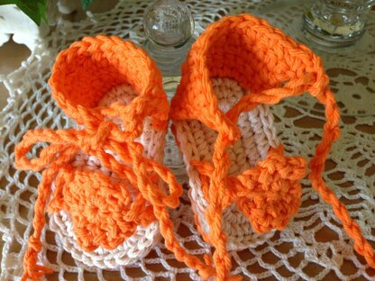 Flower Tie Sandals 12-026