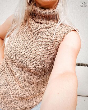 Yolo top